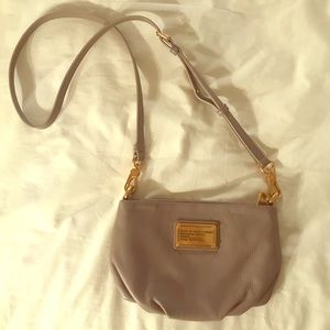 Marc by Marc Jacobs crossbody purse in taupe